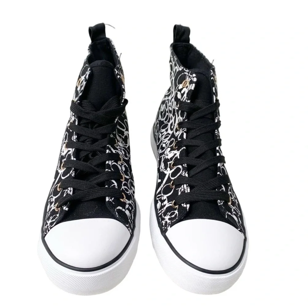 Mickey Mouse Black & White High-Top Sneakers Size 7